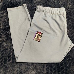 ✨NWT✨ Light denim ankle leggings. Never worn